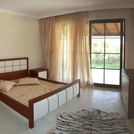 Siesta Homes Residences 4* 伊丘美勒